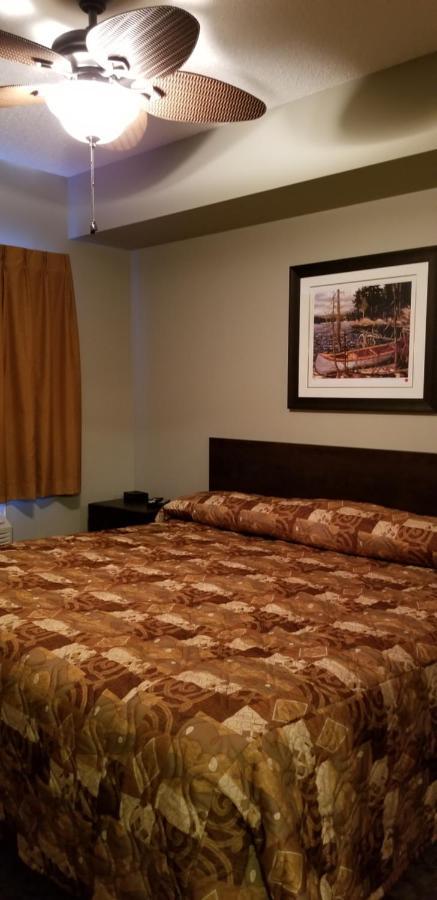 Alberta Beach Inn And Suites Buitenkant foto