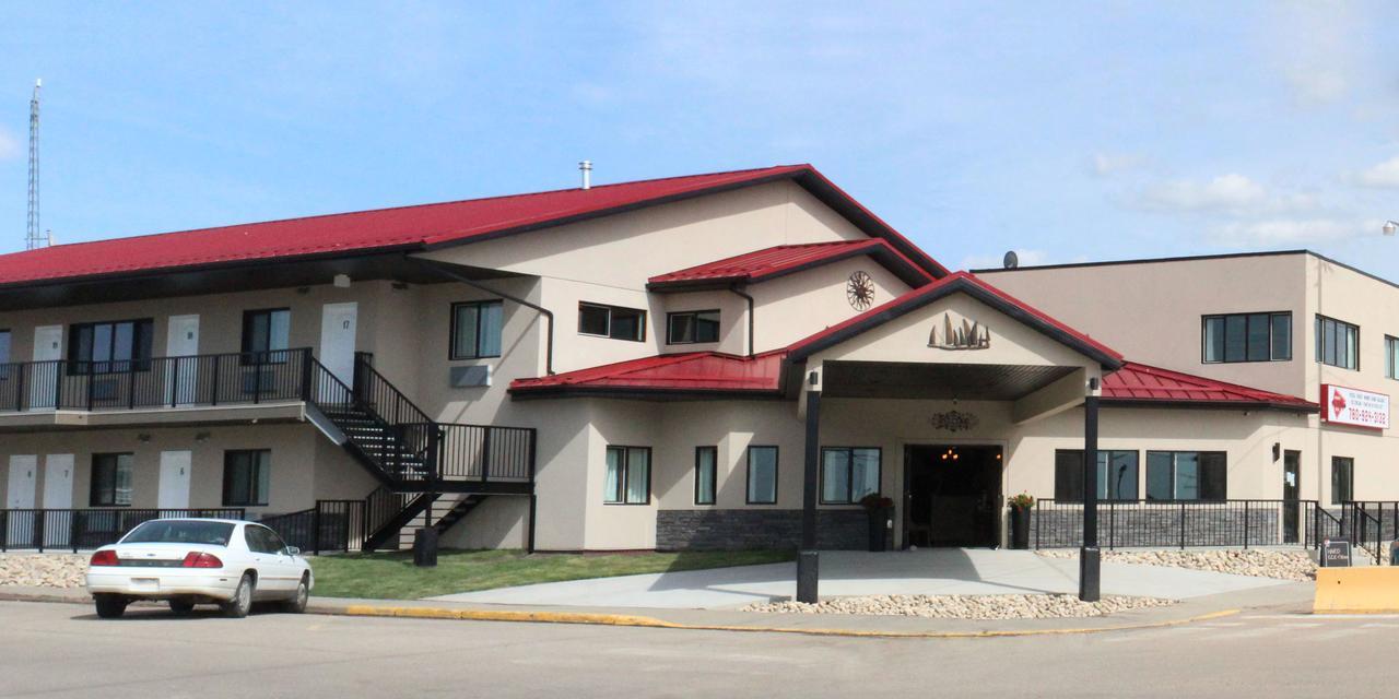 Alberta Beach Inn And Suites Buitenkant foto