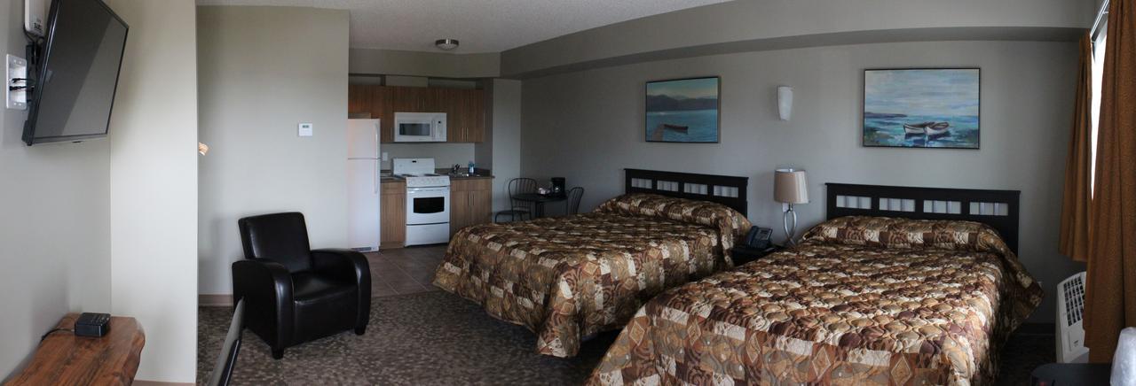 Alberta Beach Inn And Suites Buitenkant foto